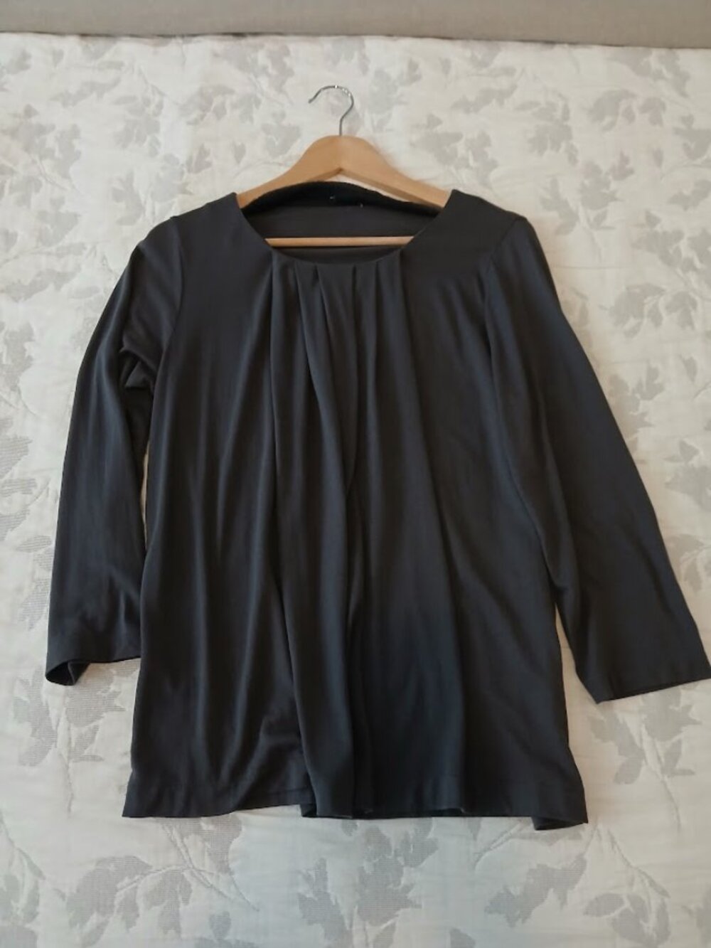 J CREW Pleat Front Blouse -size L
